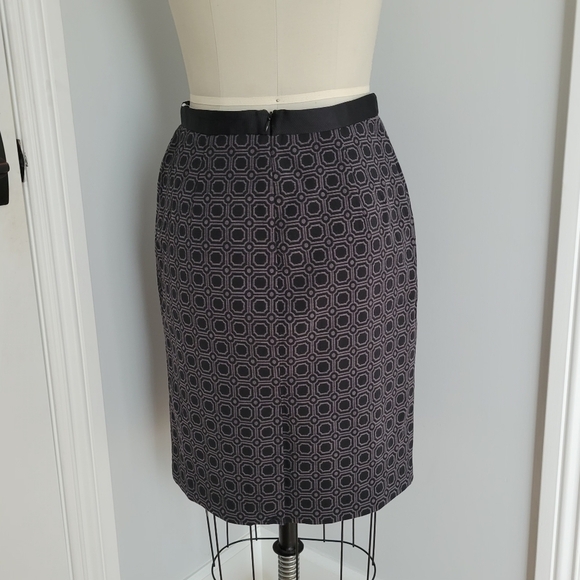 New York Co. Mosaic pattern pencil skirt Size 4 - Picture 4 of 8